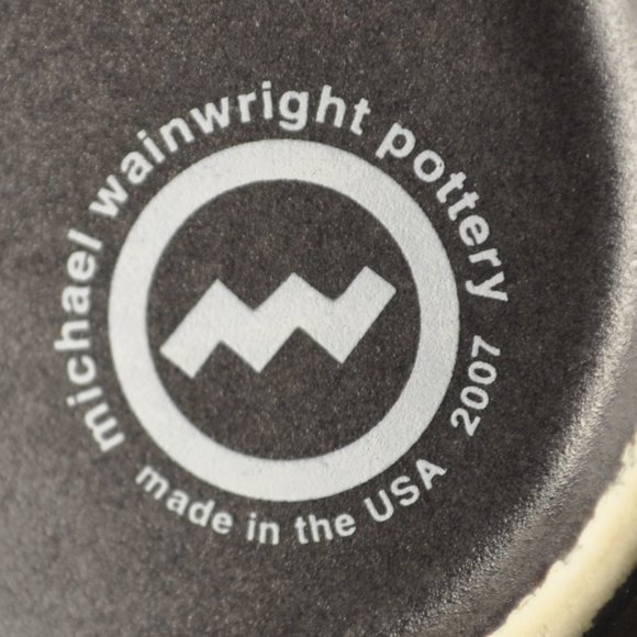 TWO signed 22 oz bowls 2007 Michael Wainwright ceramics grey (w1451) - Picture 9 of 16